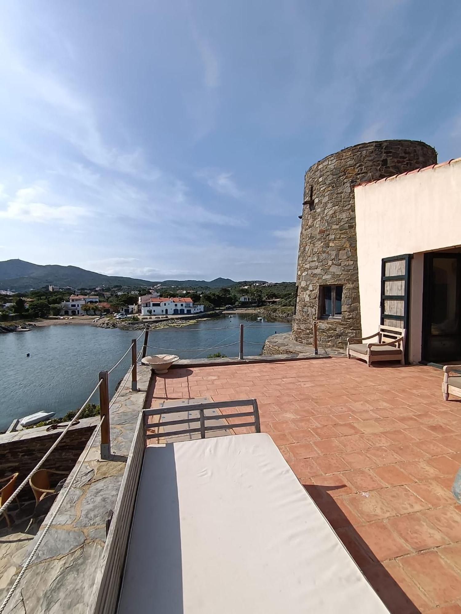 Isla Privada En De Ensueño Con 11 Dobles Con Baño Privado Y Piscina Cadaqués