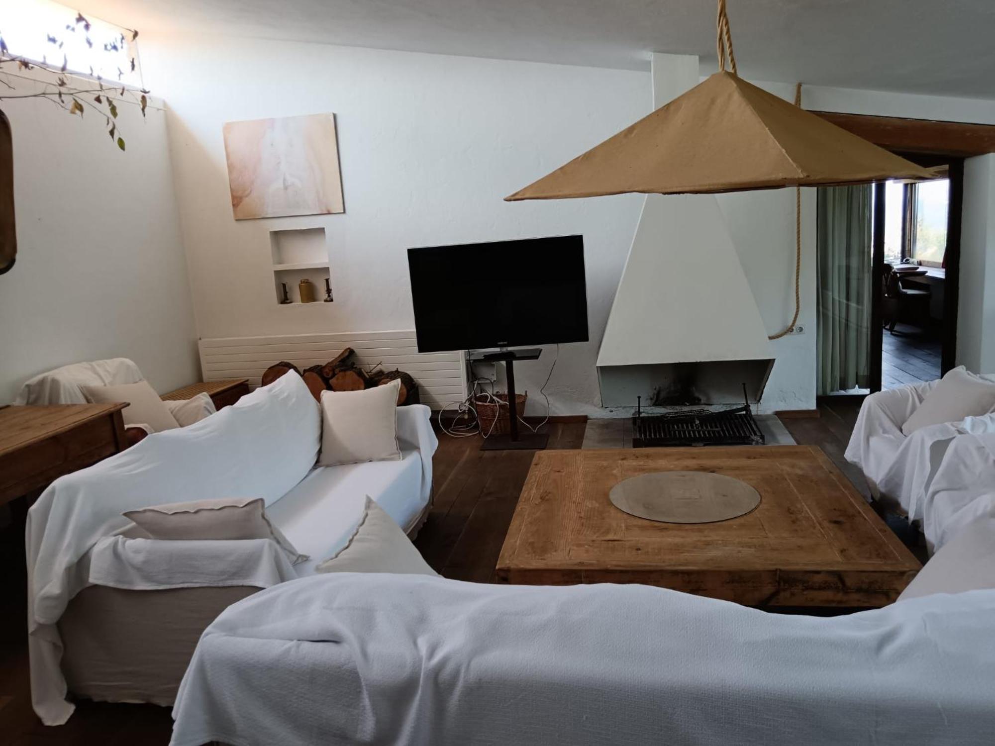Isla Privada En De Ensueño Con 11 Dobles Con Baño Privado Y Piscina Villa Cadaqués